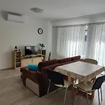 Hegin Szigeti * Pécs