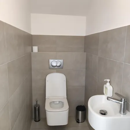 Hegin Szigeti * פץ'